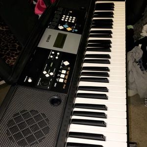 Keyboard/piano