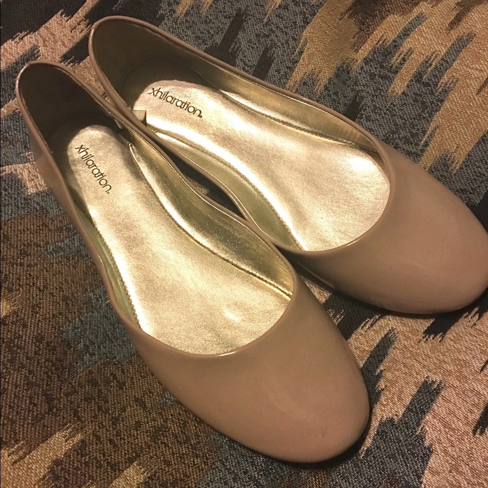 Tan Flats