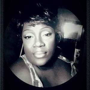 Meet your Posher, Rosezella