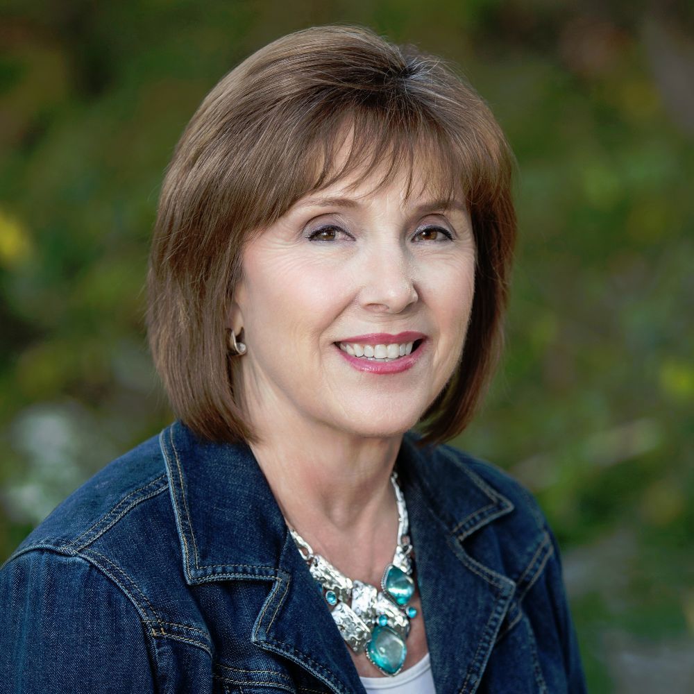 Meet your Posher, Debbie