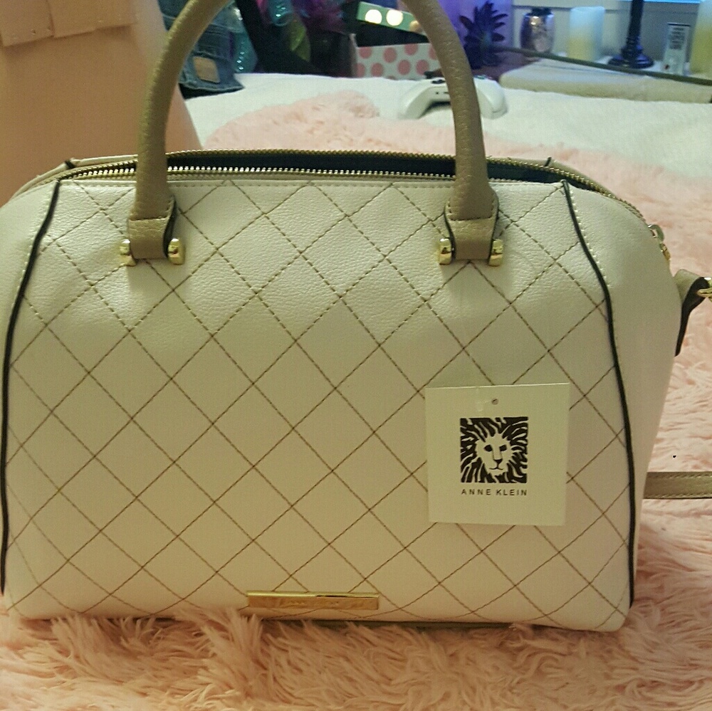 ANNE KLEIN PURSE