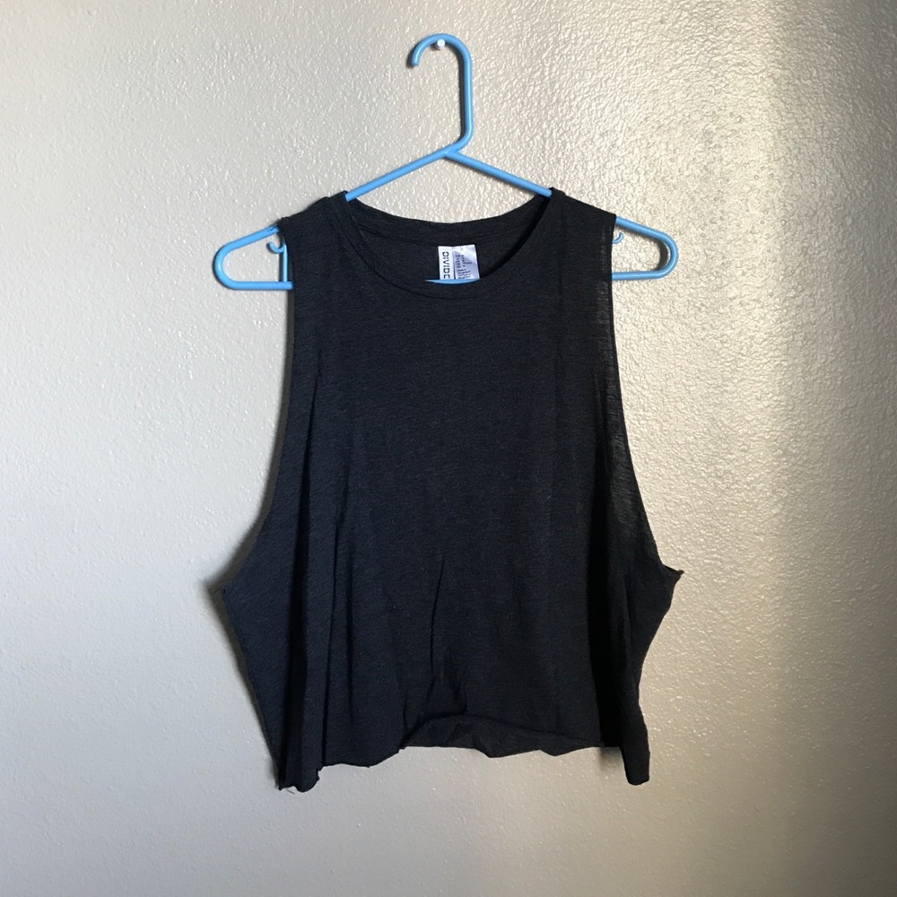 Charcoal gray cropped muscle tank