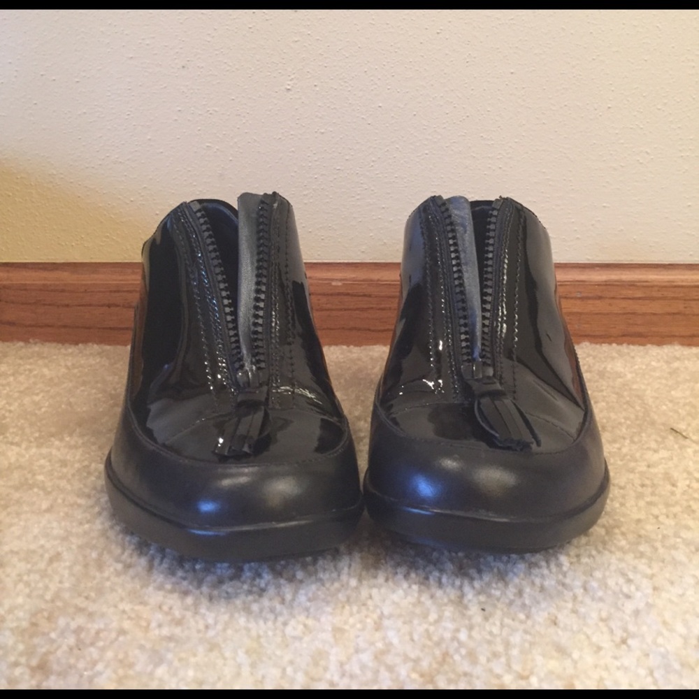 Cole Haan Zip-up Shoes (Waterproof)