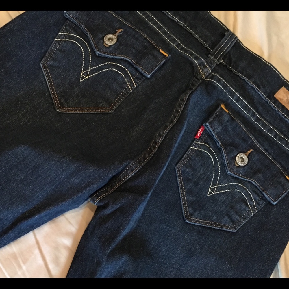 Levis flared jeans