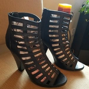 Steve Madden Alexxia Gladiator Booties - New w/o b