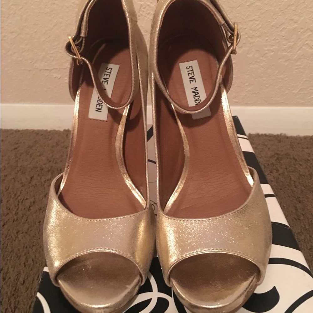 gold heels