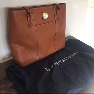 Dooney & Bourke purse brand new