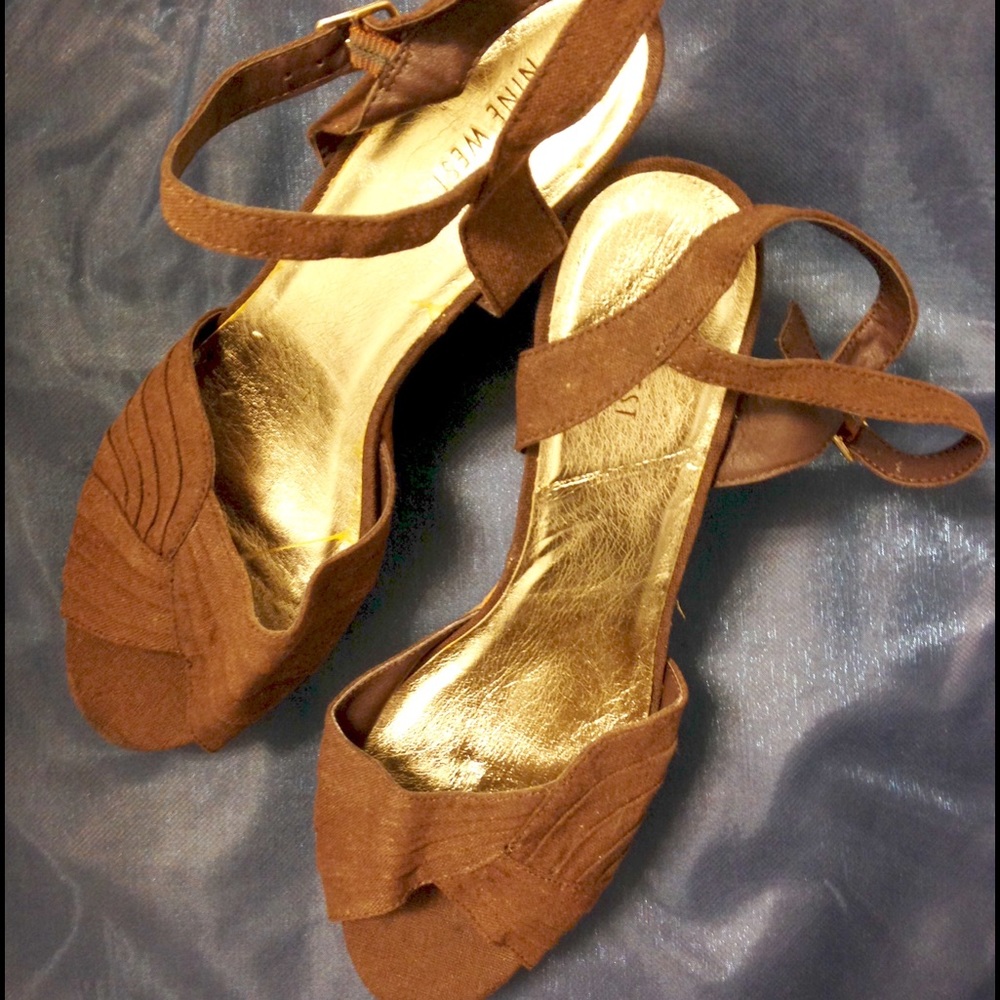 🎉Nine West brown wedge sandals