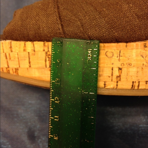 🎉Nine West brown wedge sandals - Picture 4 of 5