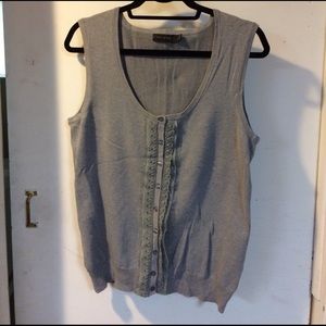 The limited gray sweater vest-hardly worn!