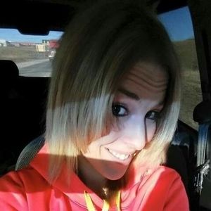 Meet your Posher, Cortney