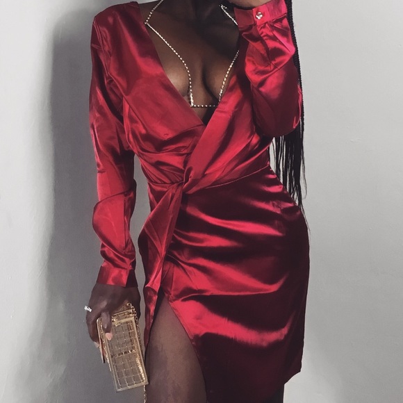 THE MARRIOTT DRESS - Picture 2 of 7