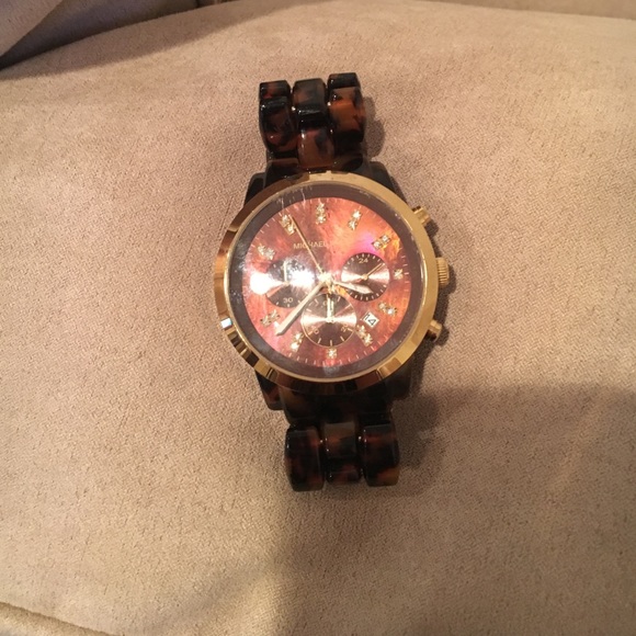 Michael Kors Watch - Picture 3 of 4