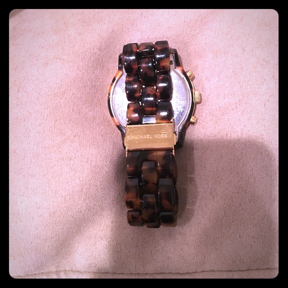 Michael Kors Watch - Picture 4 of 4
