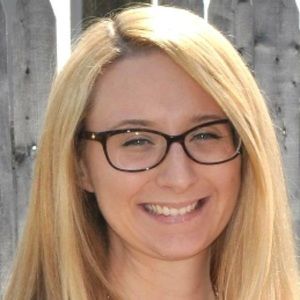 Meet your Posher, Cassandra