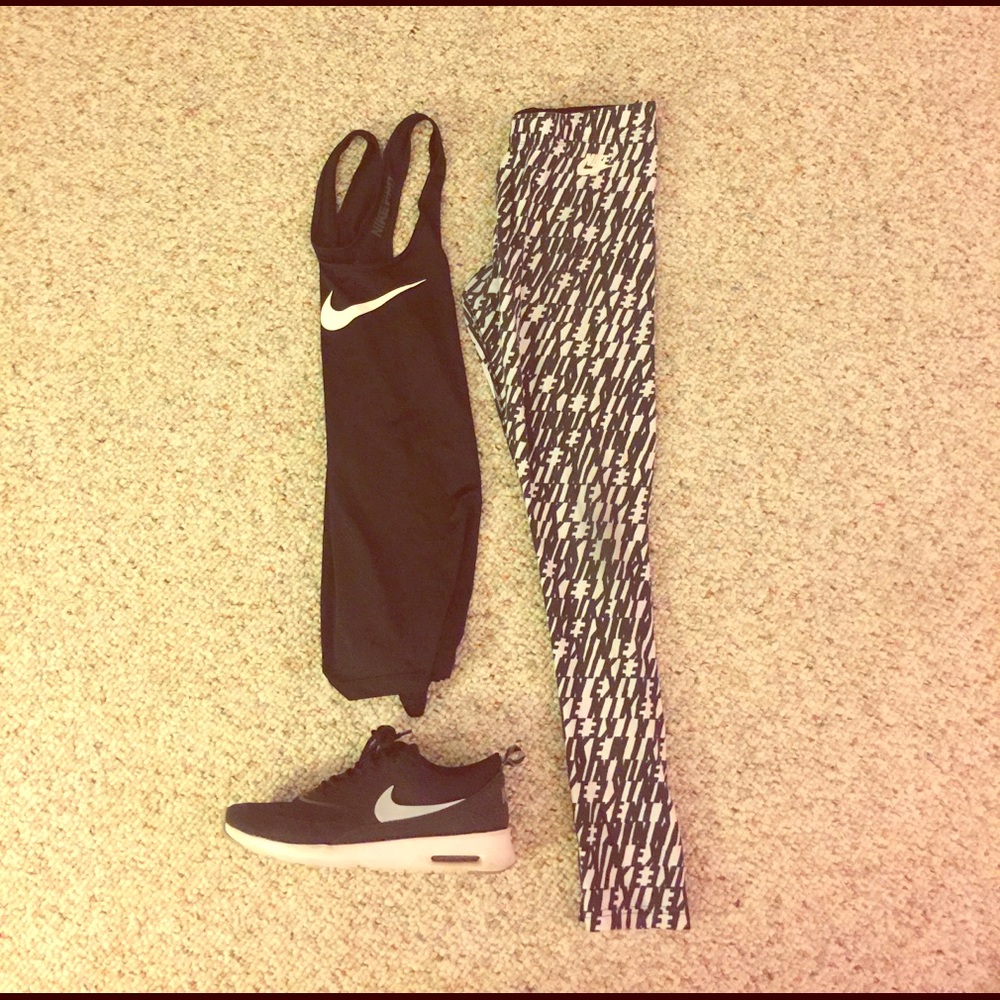 Black and White Patterned Nike Leggings