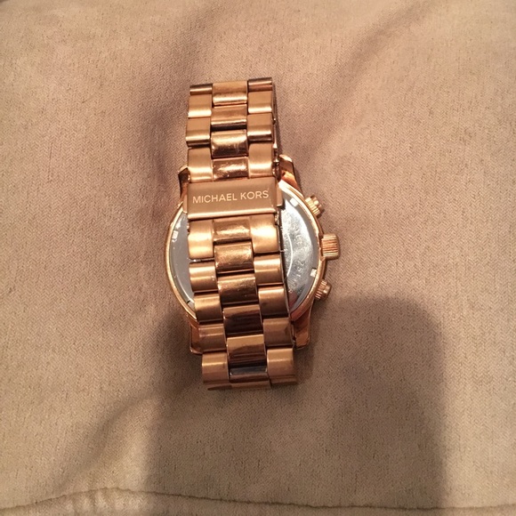 Michael Kors Watch - Picture 4 of 4