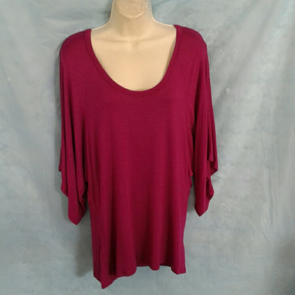 LOVEAPPELLA ZEN HOT FUCHSIA BAT WING TOP - Picture 1 of 3