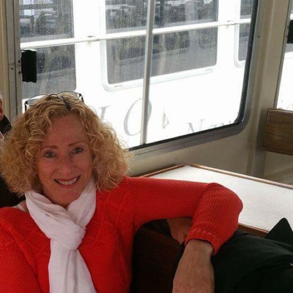 Meet your Posher, Kim - Picture 2 of 2