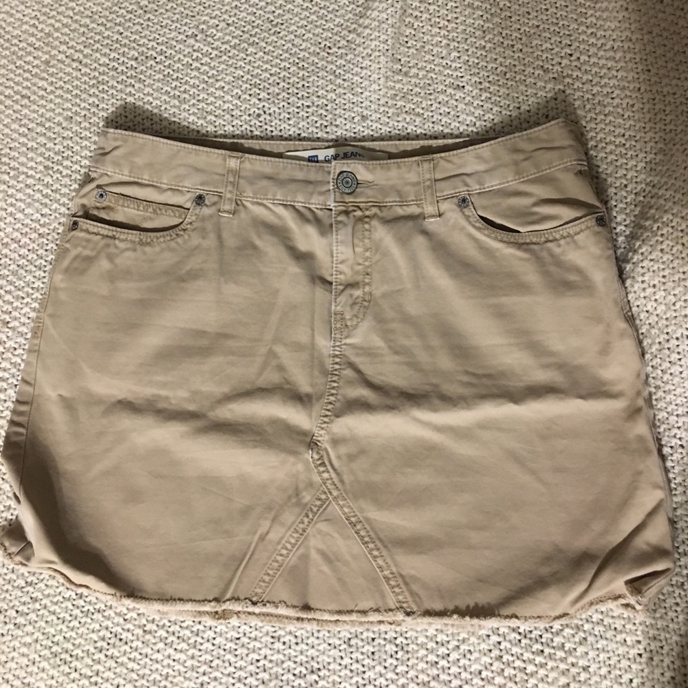 Khaki mini skirt