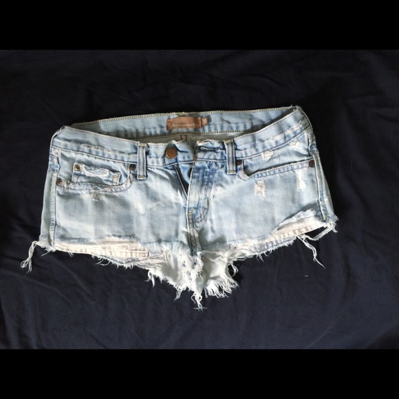 Abercrombie & Fitch Shorts - Picture 1 of 3