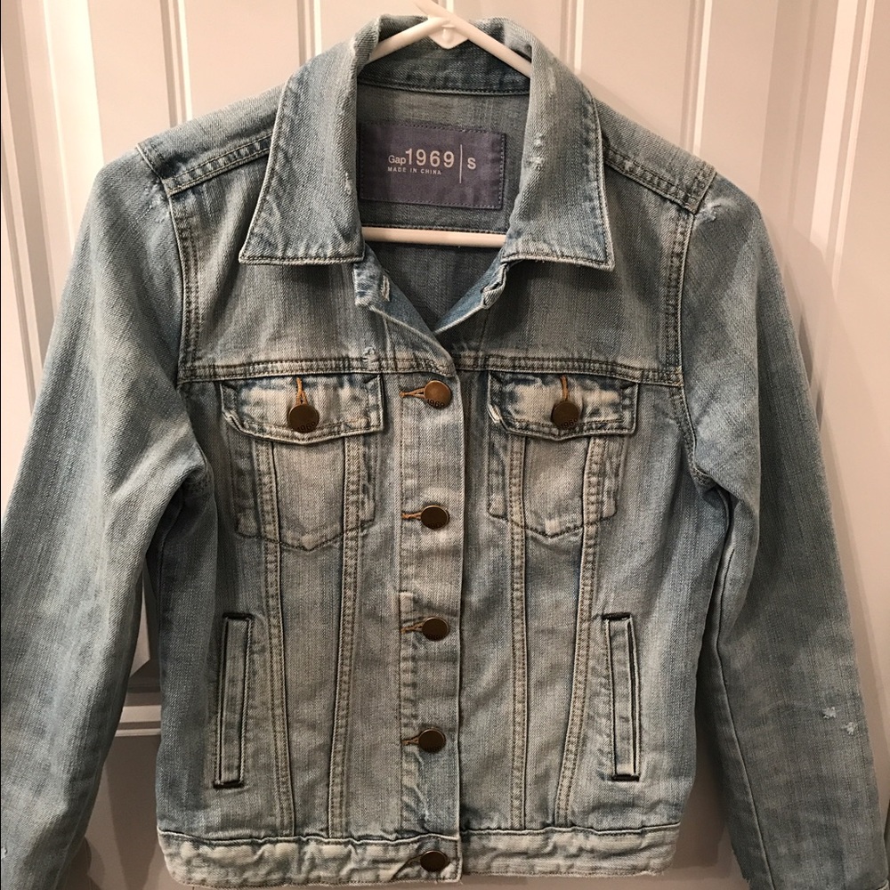 Gap distressed denim jacket size small