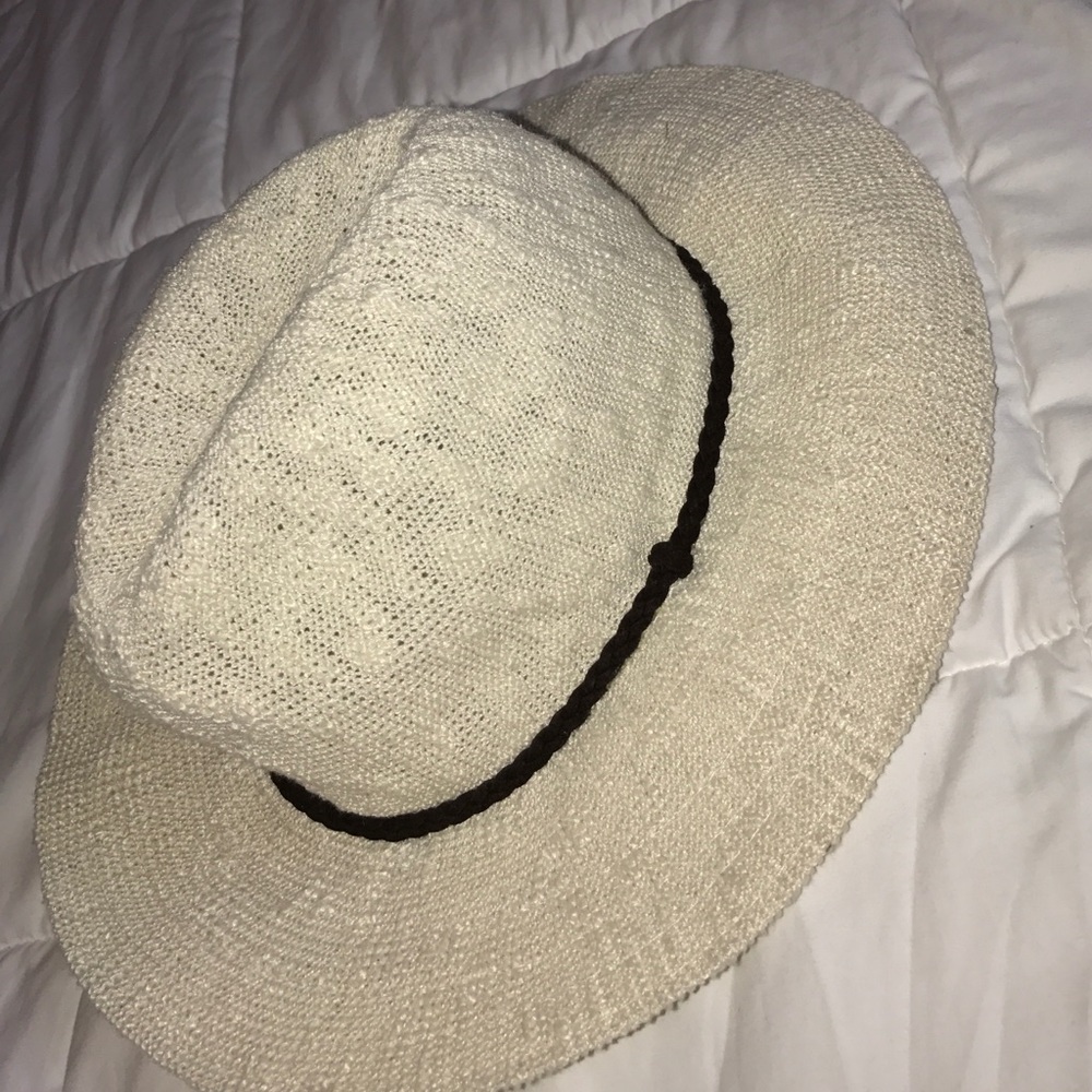 Forever 21 sun hat 🌞