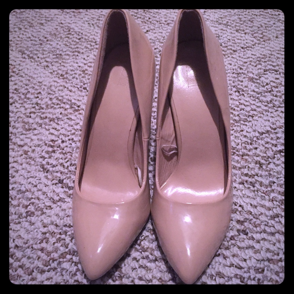 XXI Nude Heels!