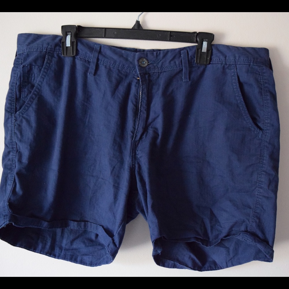 Women shorts