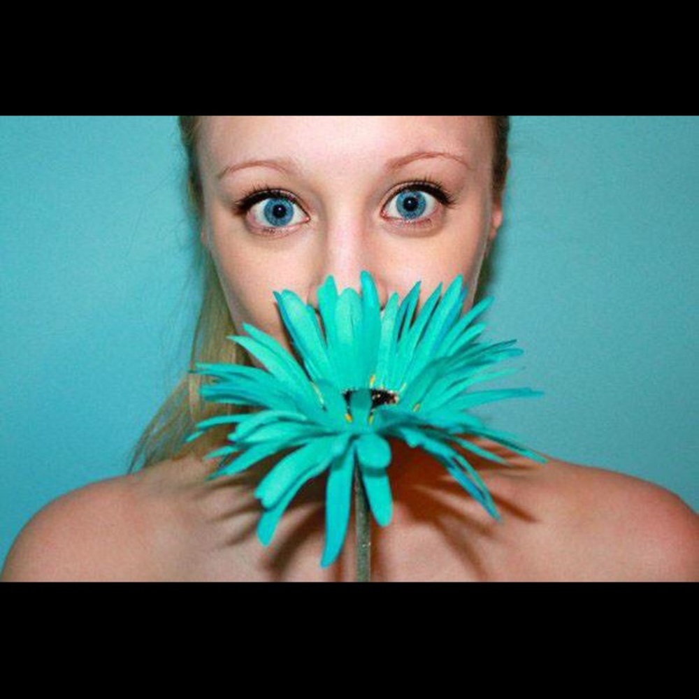 Meet your Posher, Elise
