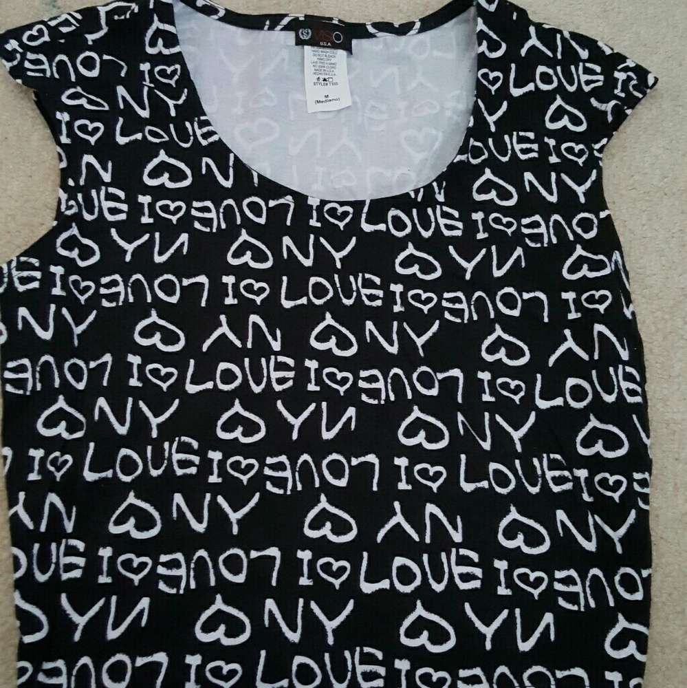 Love crop top shirt