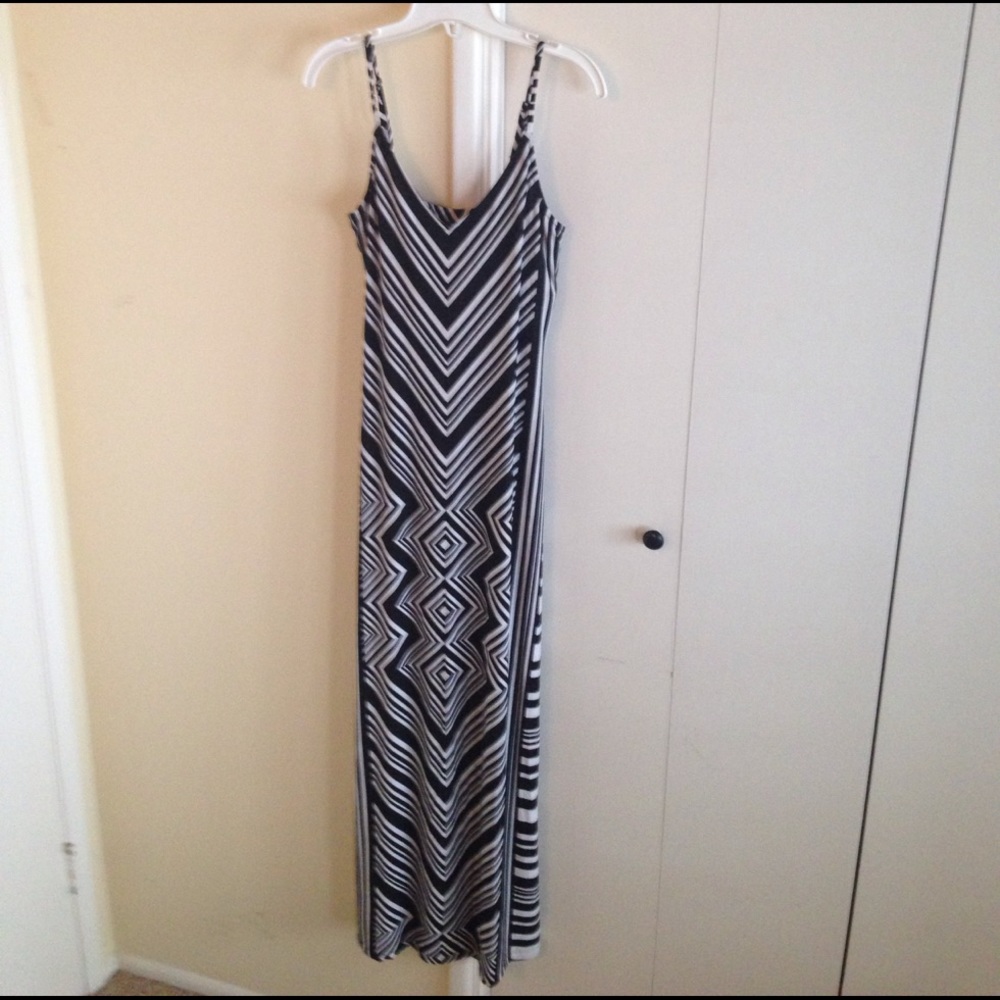 Sexy and flattering sun dress