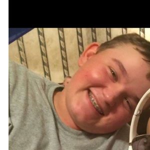 Meet your Posher, Carlos