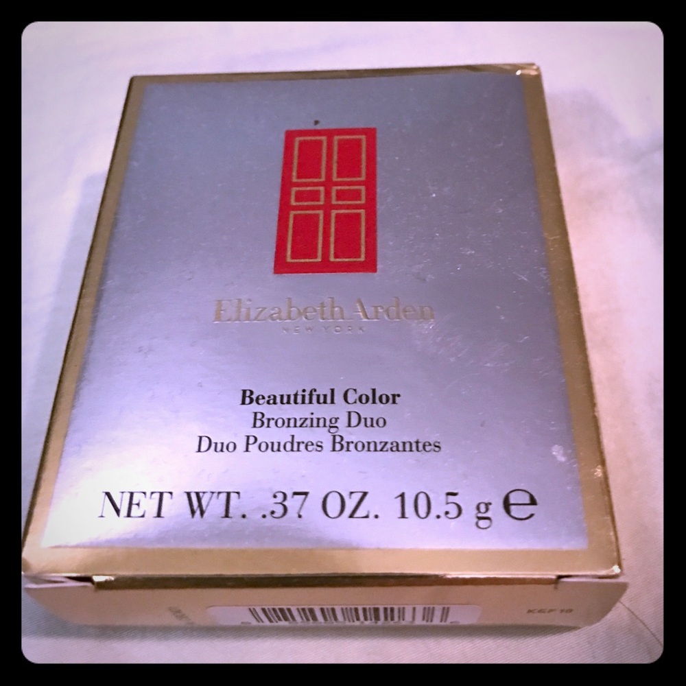Elizabeth Arden Bronzing Duo. Brand new in box.