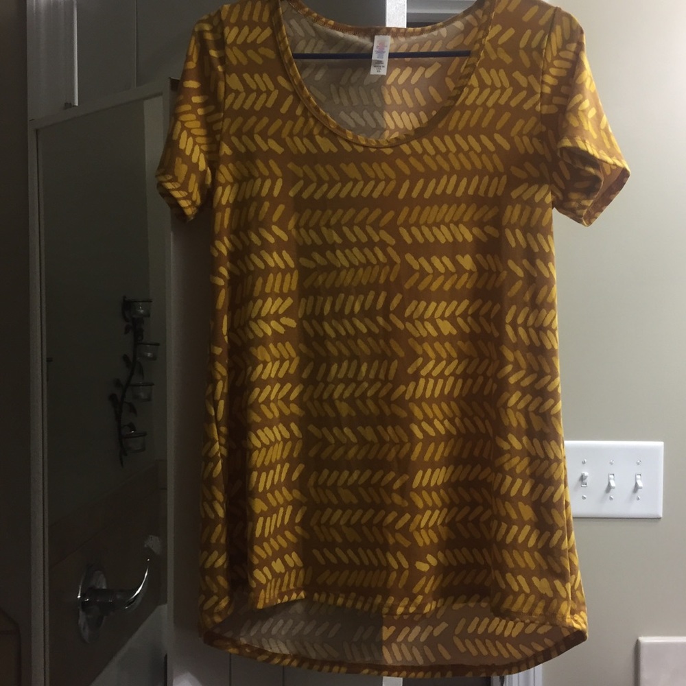 Gold & Yellow Lularoe Classic T-Shirt XS