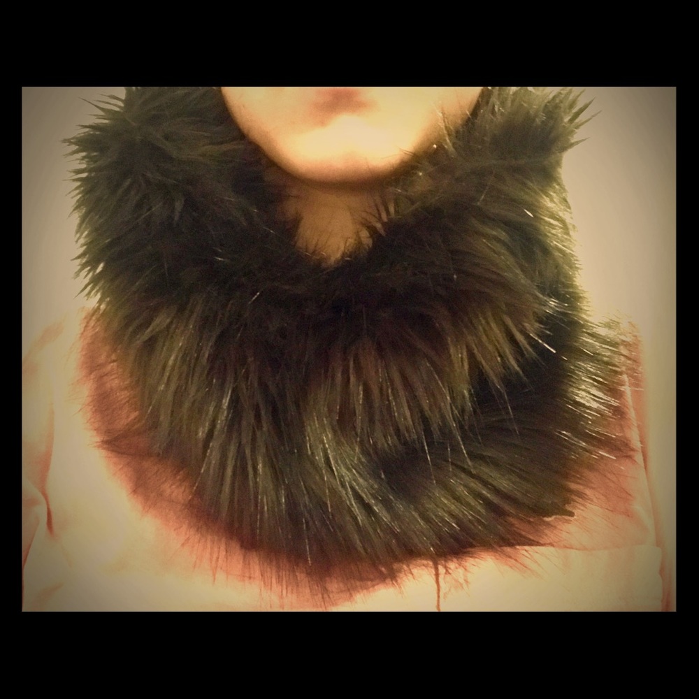 Faux fur snood