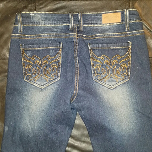 Jeans - Picture 3 of 8