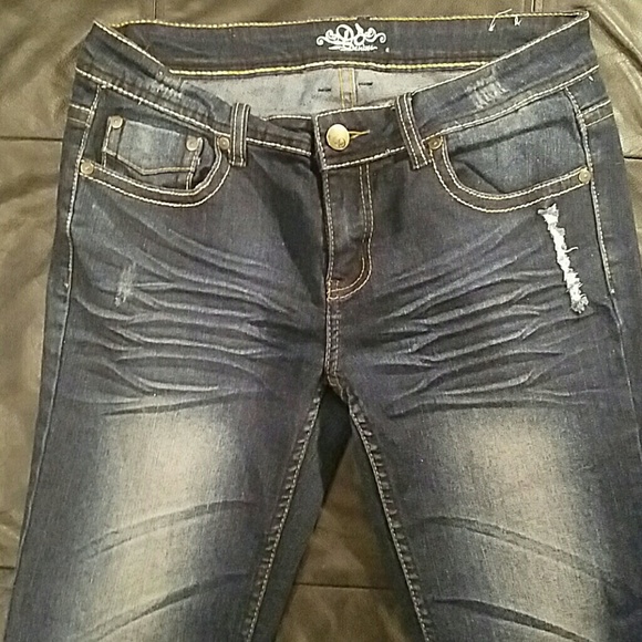 Jeans - Picture 5 of 8