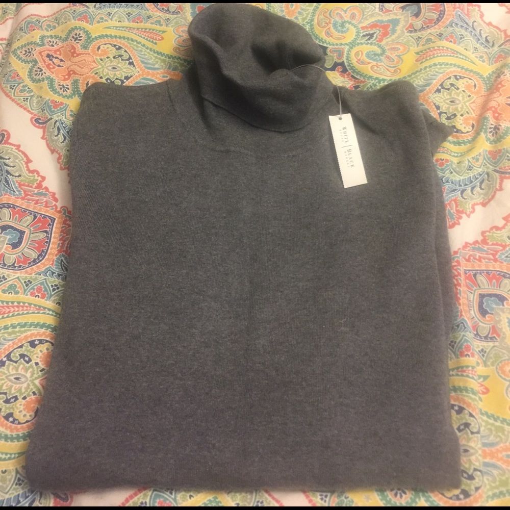 White House Black Market grey sweater. NWT.