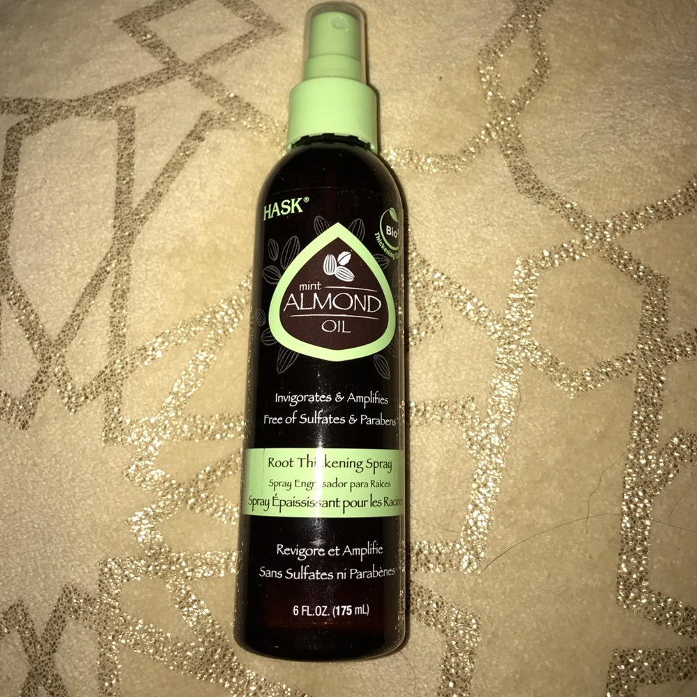 Mint almond oil root thickening spray