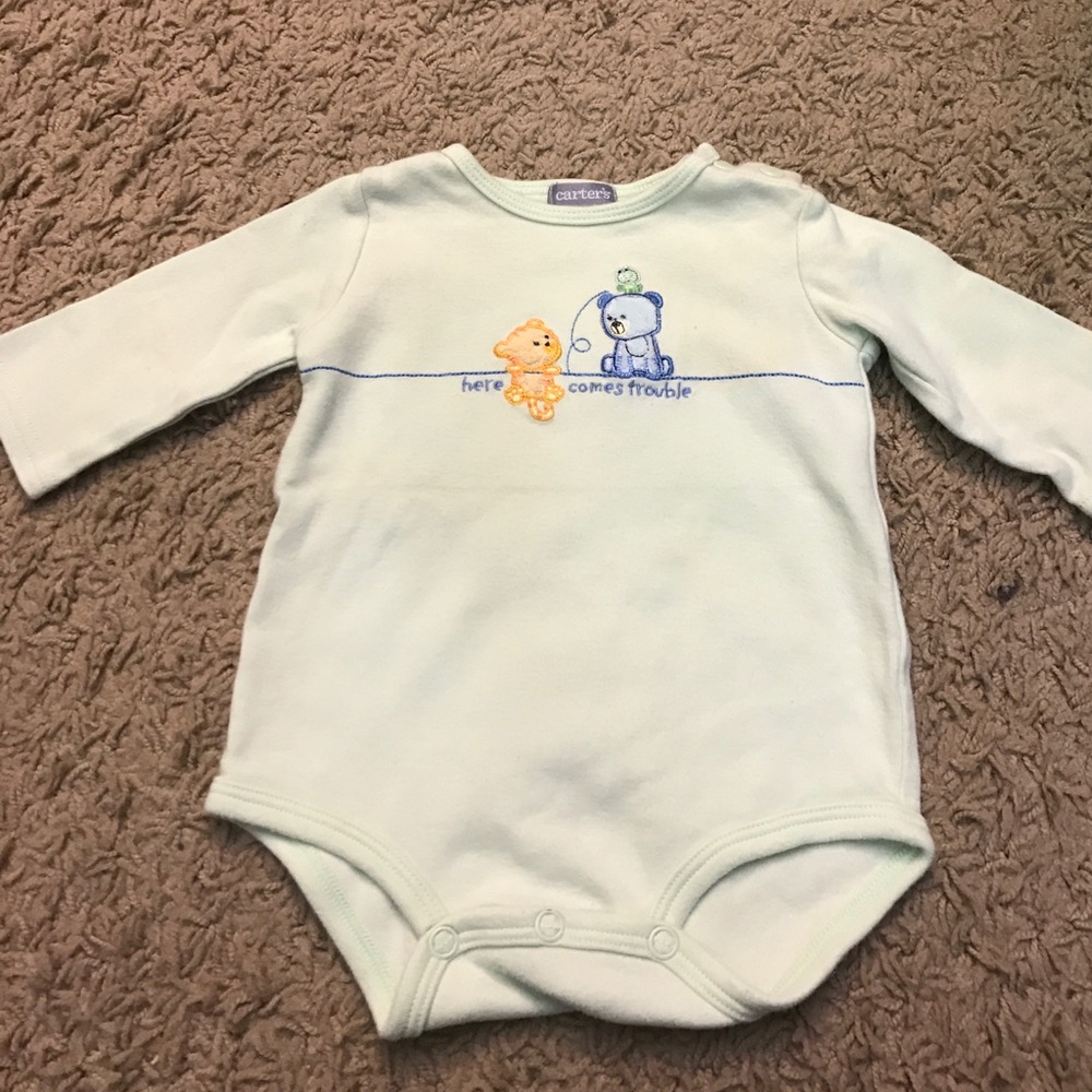 🔥Green Here comes trouble onesie🔥