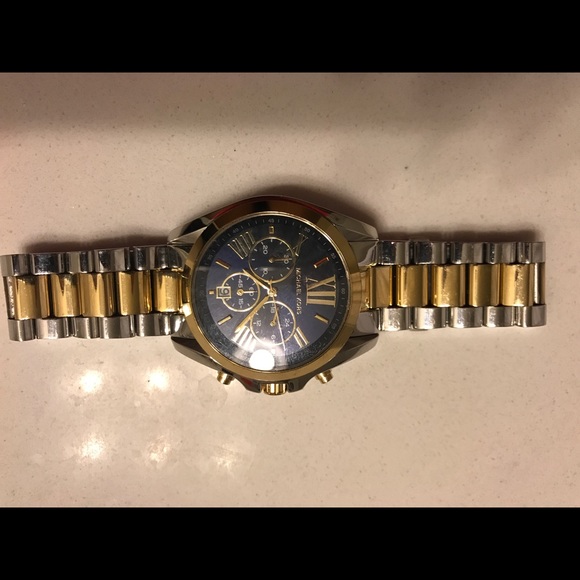 Mixed-Metal Michael Kors Bradshaw Watch - Picture 5 of 5