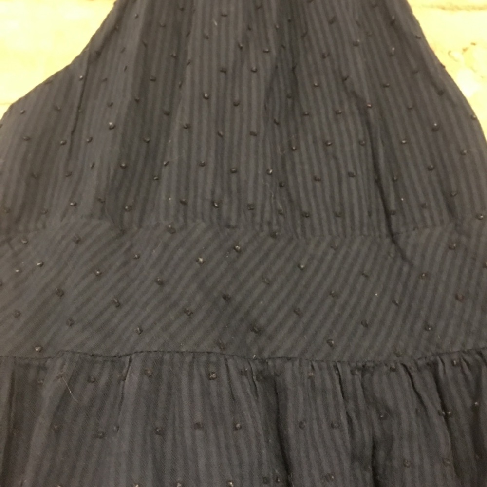 Keyhole Back Dress - Picture 2 of 4