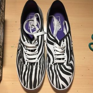 Zebra vans