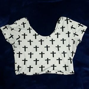 Cross print crop top perfect for a festival