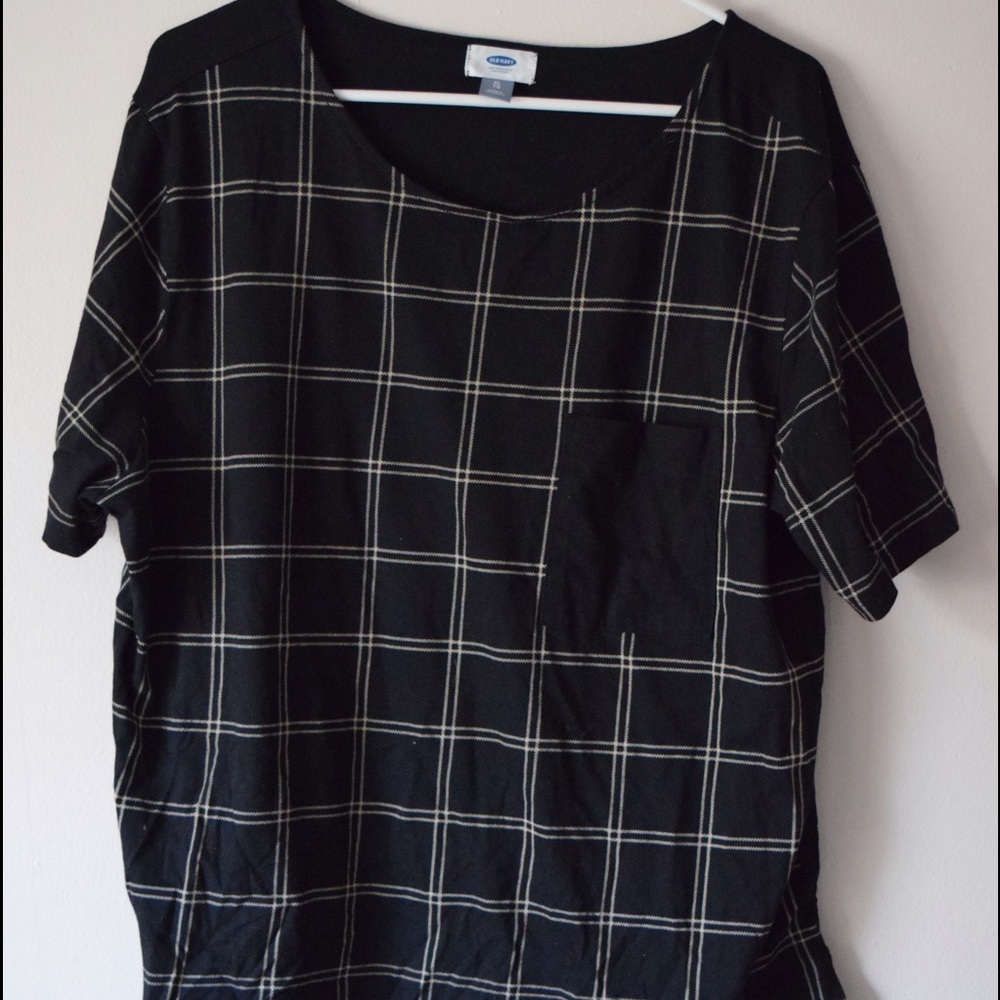 Black shirt with grid pattern and pocket
