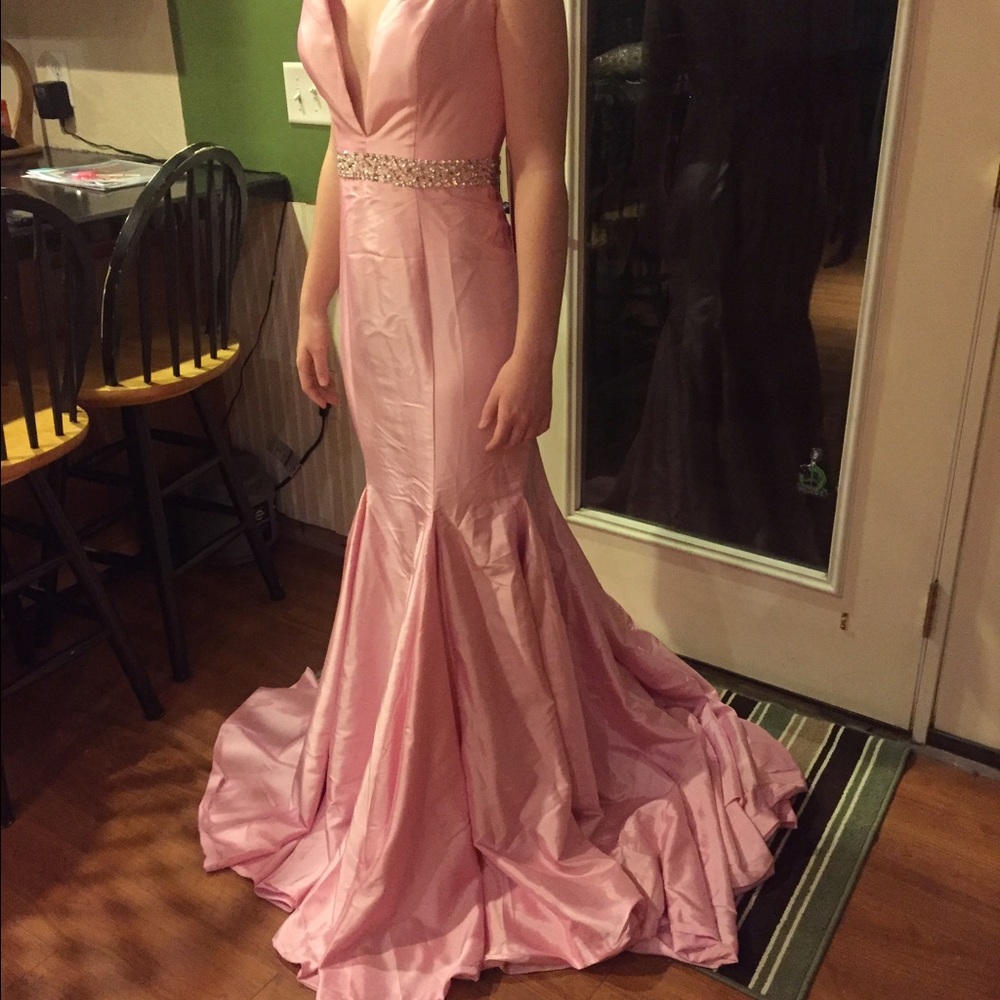 Pink mermaid prom dress!