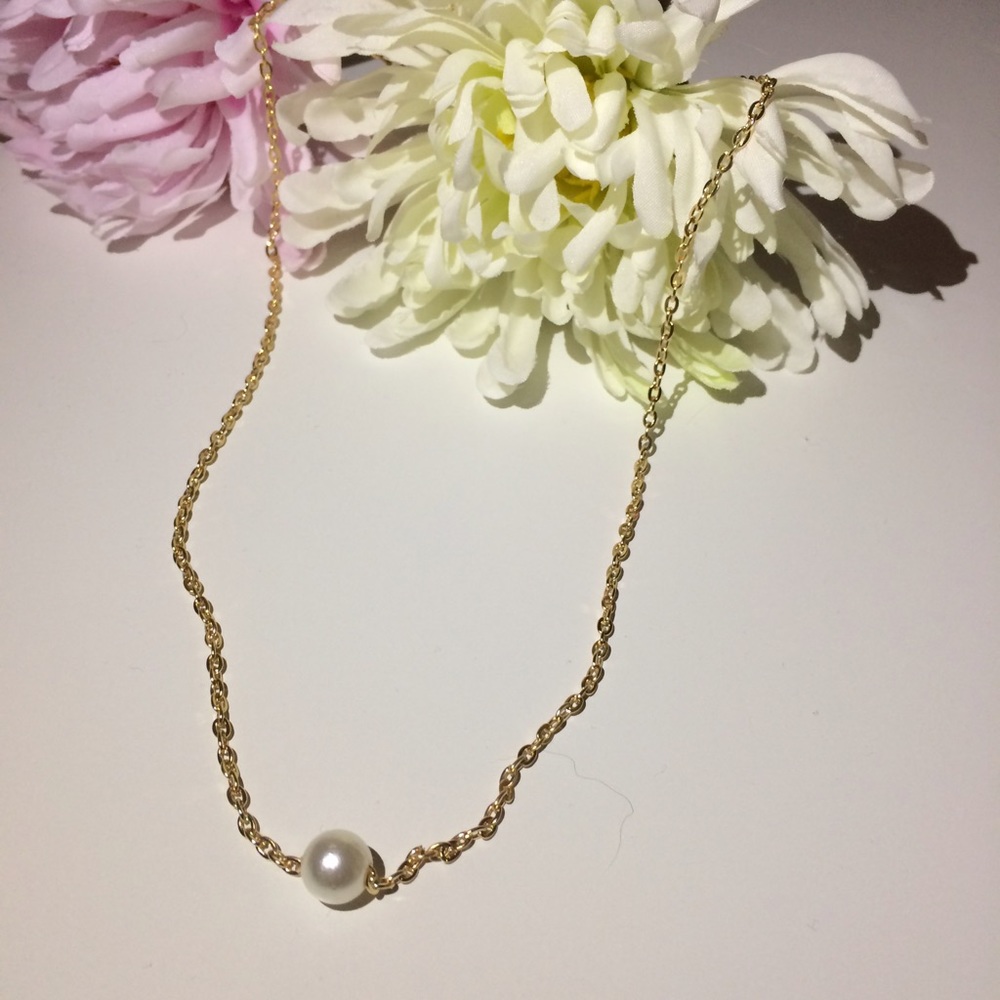 🌸BACK IN STOCK! Single pearl necklace - Picture 2 of 3