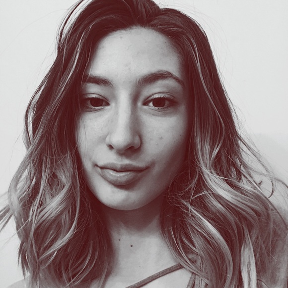 Meet your Posher, Eryn - Picture 1 of 1