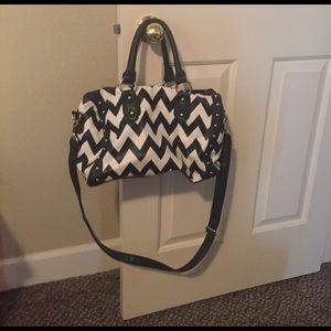 Black and white chevron purse